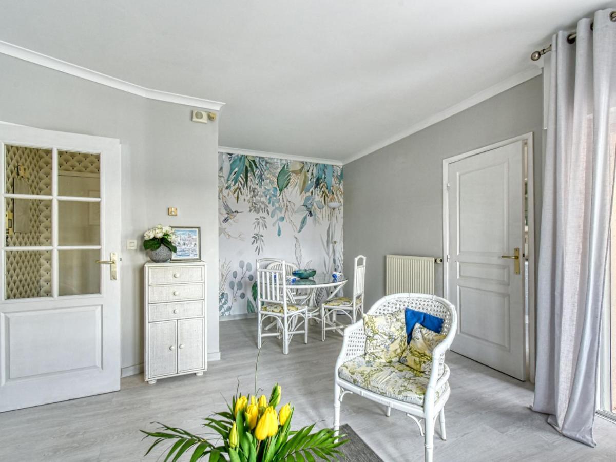 Apartment Residence Les Cariatides By Interhome Frejus Ngoại thất bức ảnh